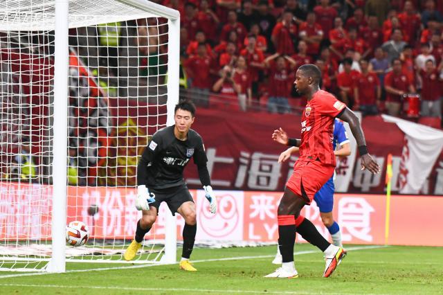 赛程信息-若昂首秀惊艳哈维尔如获至宝：正是我们想要的9号！